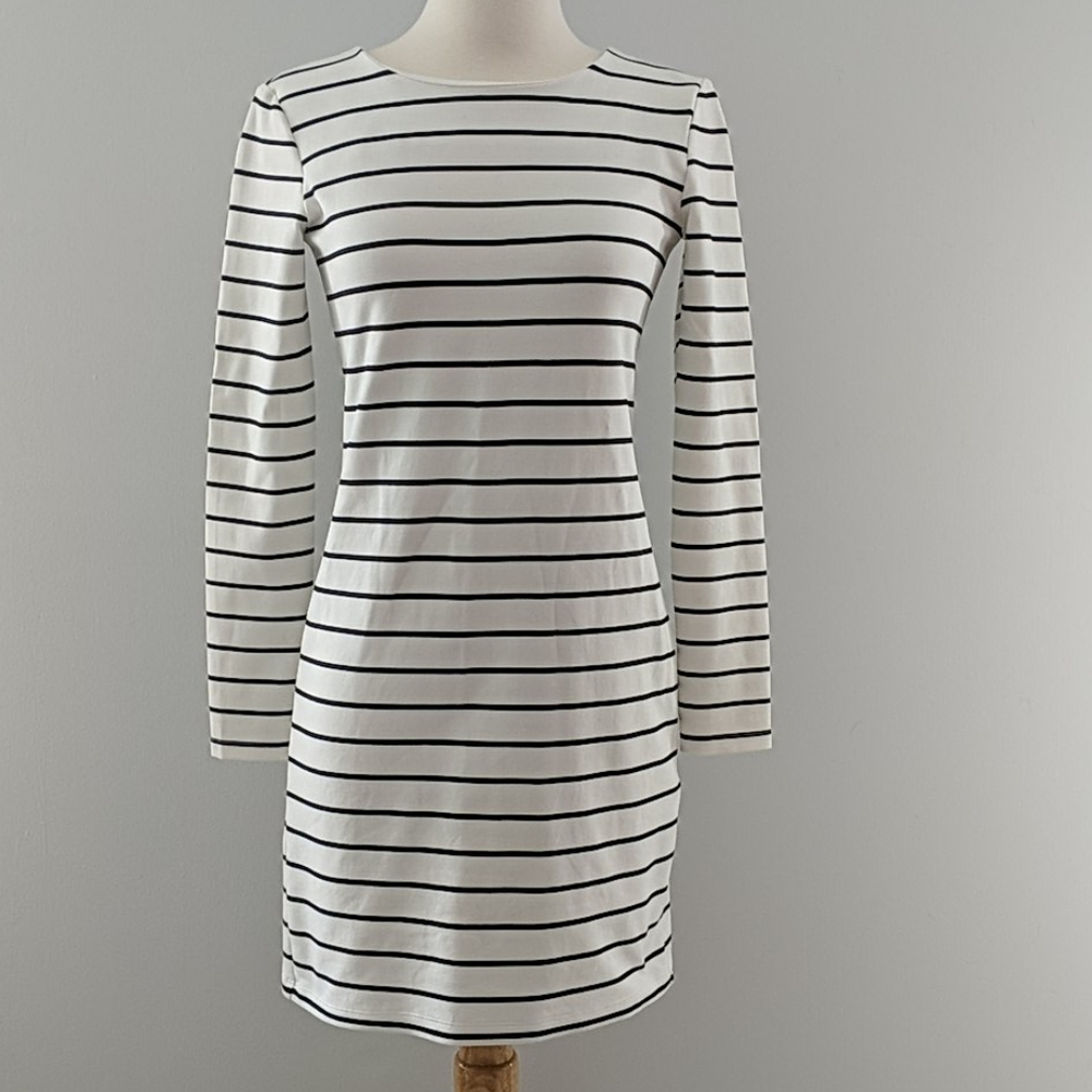 H&M Striped Long Sleeve Scuba Dress